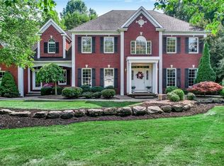 6650 Westminster Dr, East Amherst, NY 14051