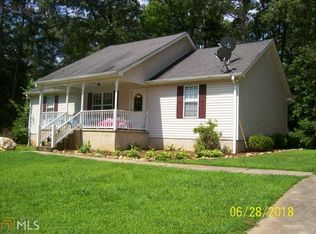 71 Cook St, Tallapoosa, GA 30176