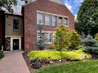 54 Round Hill Rd #21, Northampton, MA 01060