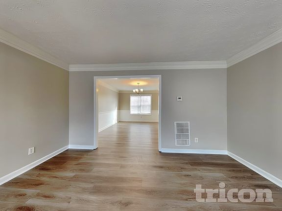 2nd image of 2556 Tolliver Dr
