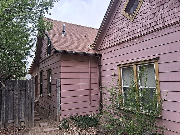 4th image of 230 Lincoln Ave