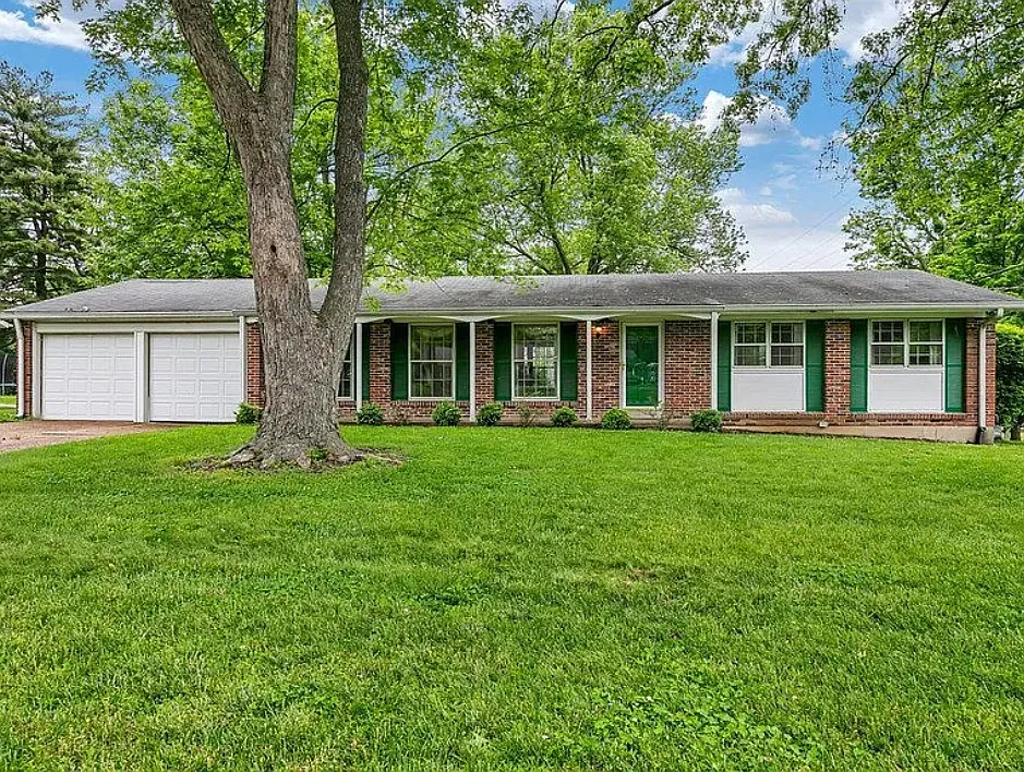 3 bed, 1512 sqft, $2,300 — Photo 1