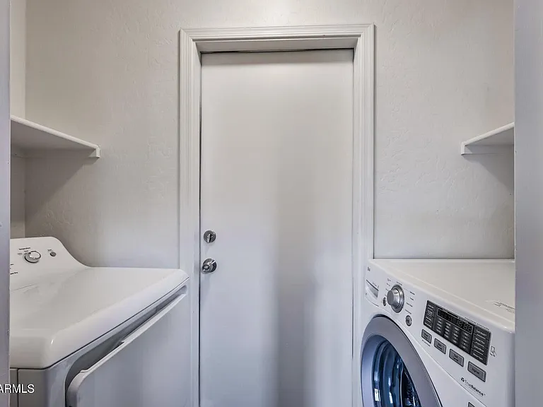 933 W Aspen Way — Photo 19