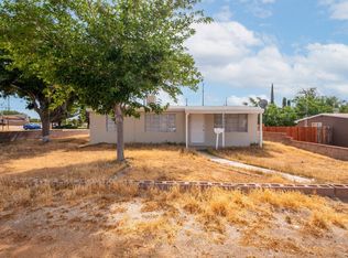 39026 11th St W, Palmdale, CA 93551