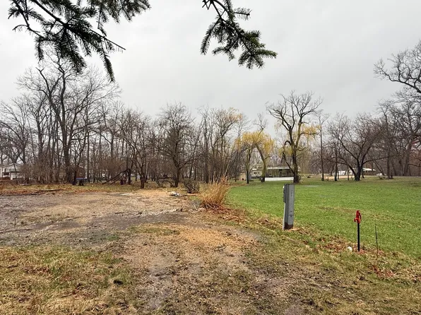 16-156 Woodhaven Lakes, Sublette, IL 61367