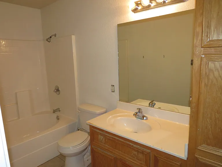 3806 Littleleaf Ct #A — Photo 12