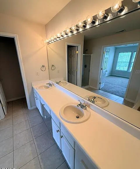 204 Caraleigh Ct — Photo 25