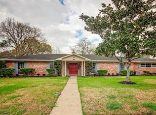 1822 Long Dr, Richmond, TX 77469