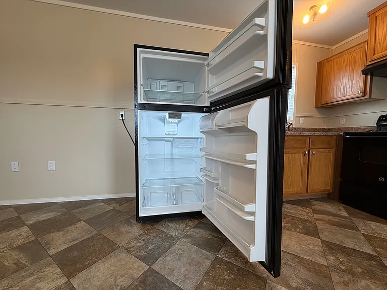 709 N Collins Fwy #156 — Photo 3