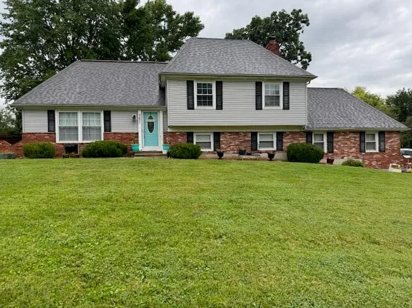 531 N Brunswick Ave, Marshall, MO 65340