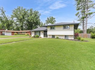 867 Park Plaza Dr, Evansville, IN 47715