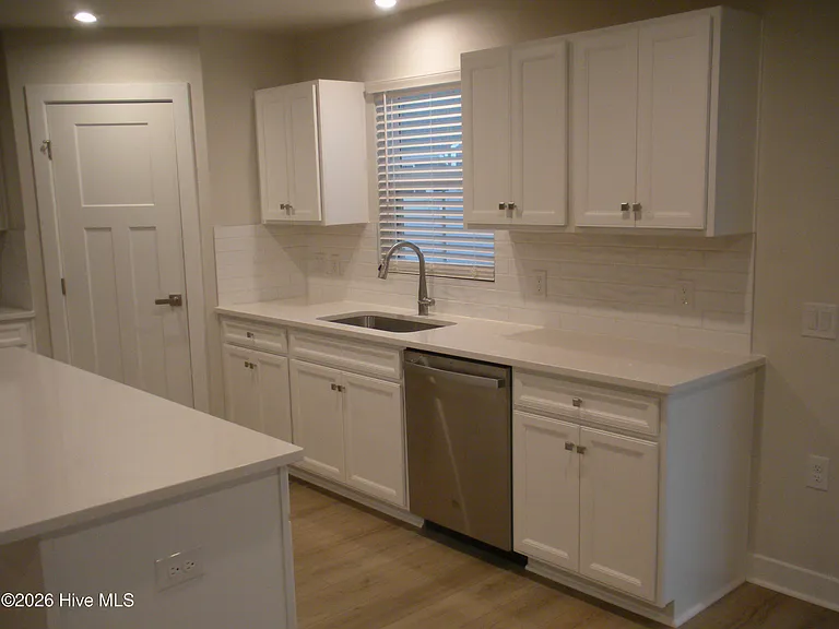 867 Ashlar Cir — Photo 6
