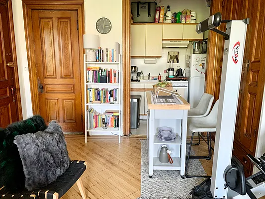 Rented by Garfield Realty  | media 30