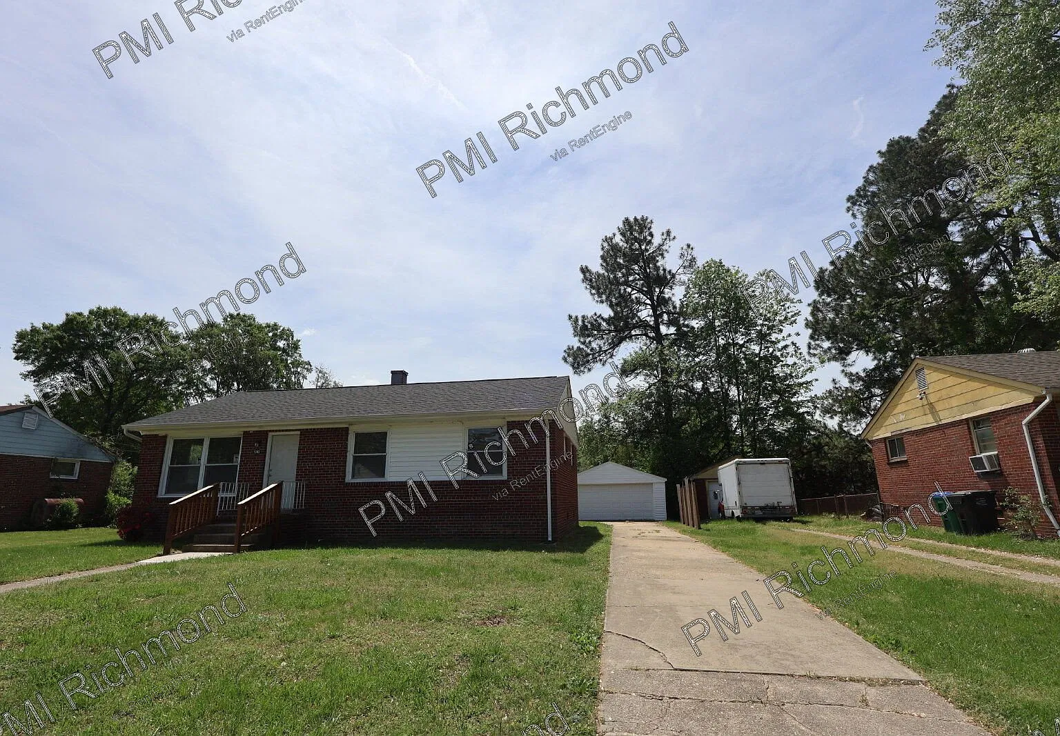 3 bed, 1.0 bath, 1019 sqft, $1,695 — Photo 3