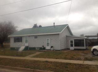 201 Oliver St, Grayling, MI 49738