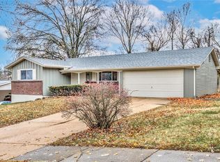 12073 Chaparral Dr, Bridgeton, MO 63044