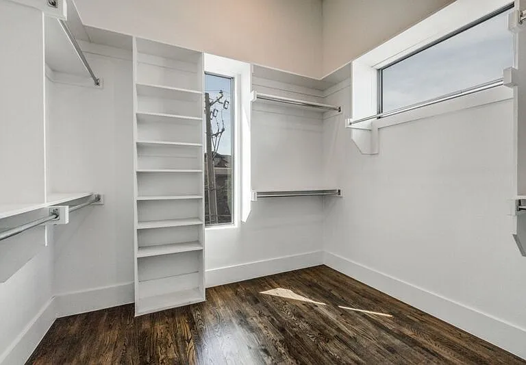 2522 N Henderson Ave #3 — Photo 6