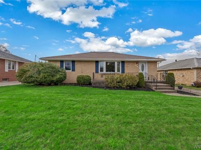 75 Greenhill Ter, West Seneca, NY, 14224