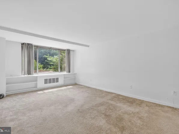 1121 Arlington Blvd APT 348, Arlington, VA 22209