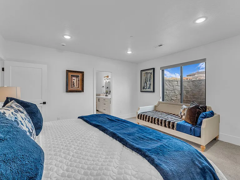 2698 S Bailey Ct — Photo 32