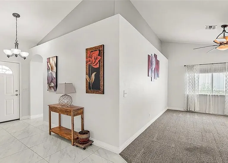 3 bed, 1611 sqft, $1,799 — Photo 4
