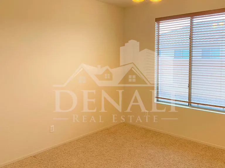 3836 S Whitman Ave — Photo 11