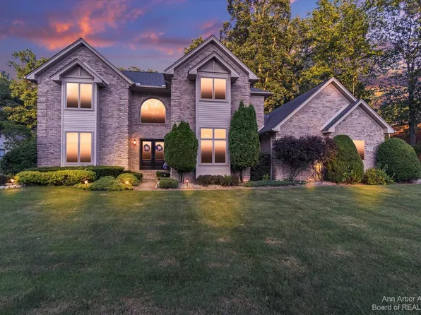 27165 John Dr #54, New Boston, MI 48164