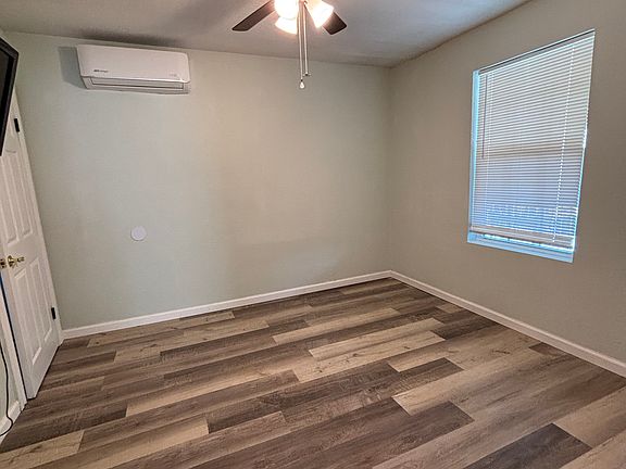 3rd image of 2229 W Olmos Dr #2