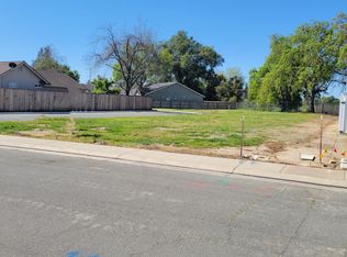 13969 E Orchard View Ct, Lockeford, CA