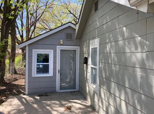 331 N Elizabeth St #B, Wichita, KS 67203