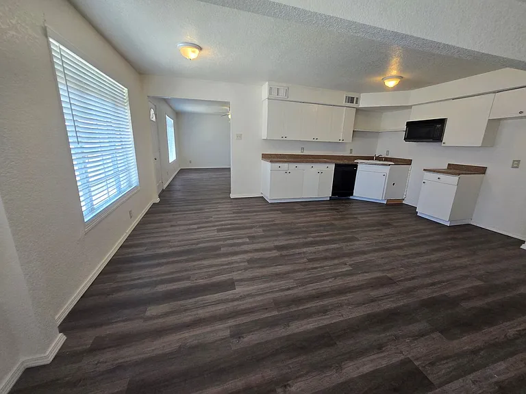 8 Aspen Pl — Photo 4