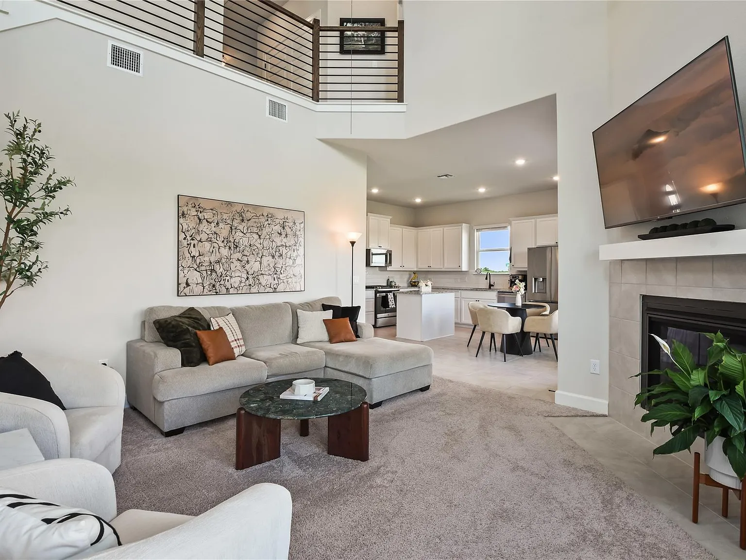3 bed, 2.5 bath, 1866 sqft, $2,495 — Photo 4