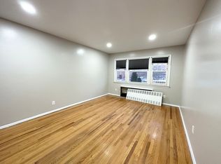 662 Tysens Ln #2, Staten Island, NY 10306