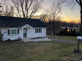 56 Hickory Dr, Lancaster, PA 17602