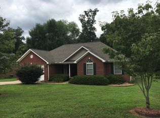 114 N Shore Dr, Cherryville, NC 28021