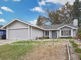 27 Blue Water Cir, Sacramento, CA