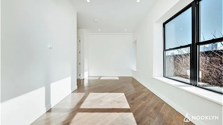 Rented by Nooklyn NYC LLC | media 66