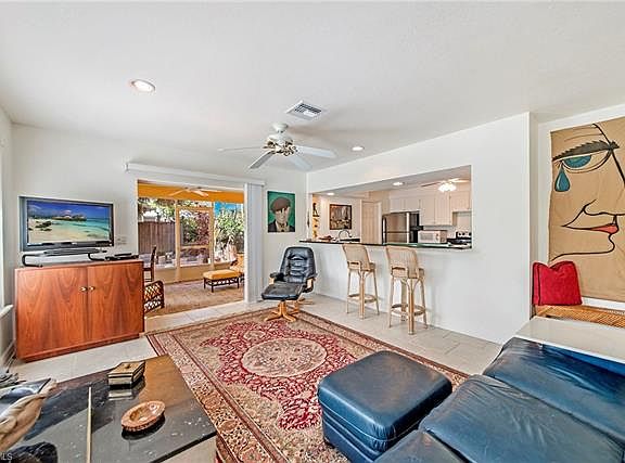 4th image of 28063 Oak Ln