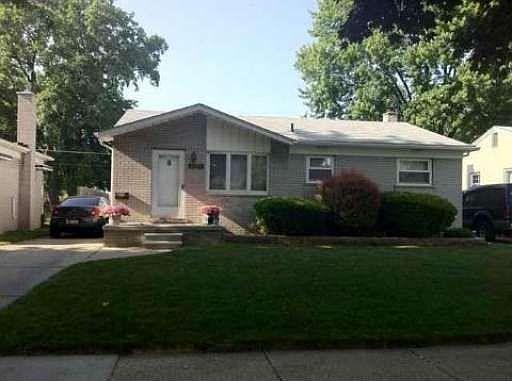 1st image of 22443 Francis St