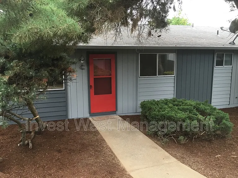 3116 Kauffman Ave #D — Photo 1