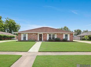 8958 Cottage Dr, Baton Rouge, LA 70806