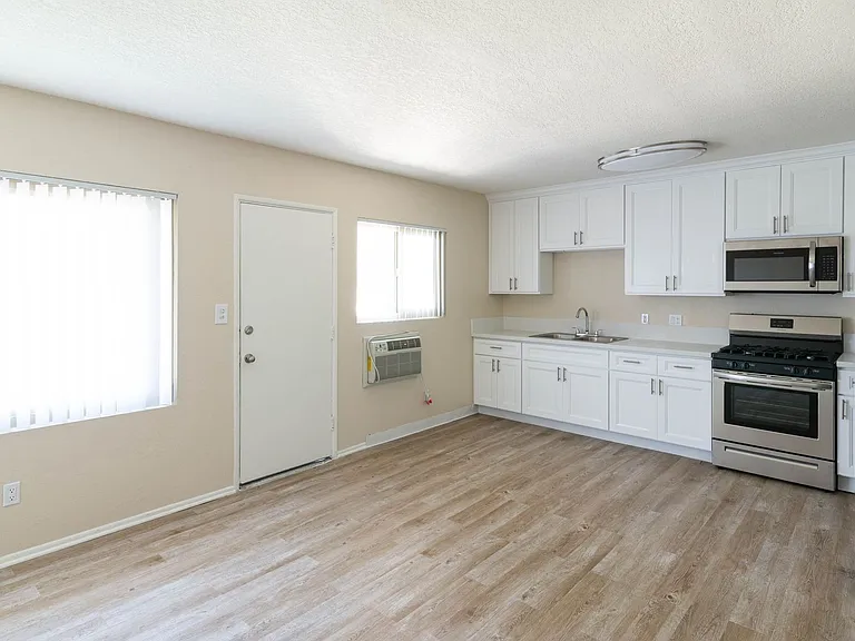 Park Village Apartment Homes- Riverside, CA — Photo 46