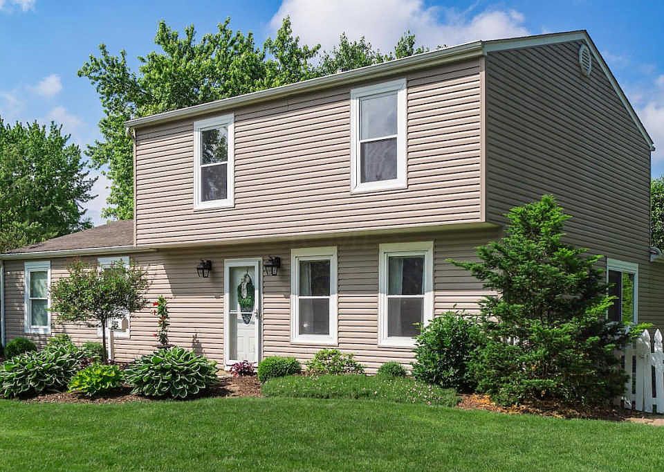 1st image of 225 Burns Dr
