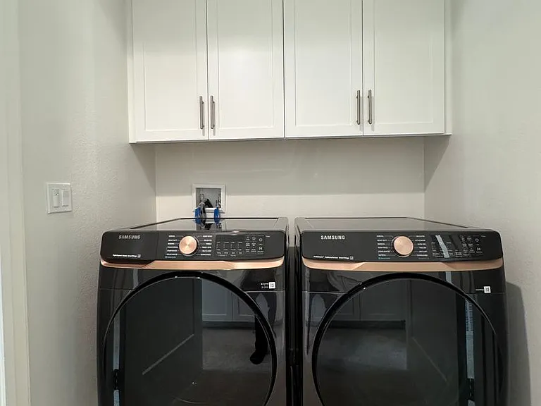 2543 Elderberry Ln — Photo 23