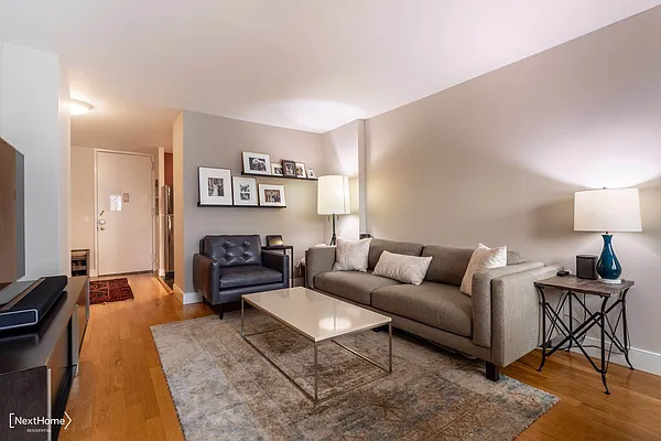 Rented by NextHome Residential | media 4