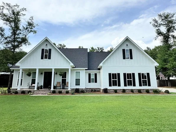 1862 Johnny Murphy Rd, Dothan, AL 36301