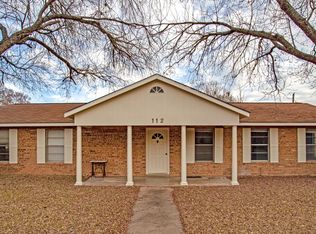 112 Crestwood Dr, Fredericksburg, TX 78624