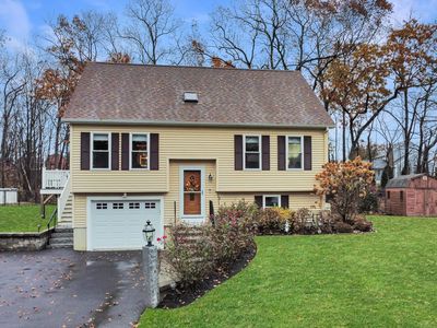 100 Lincolnshire Dr, Haverhill, MA, 01835