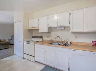 1820 Dainesway, Valparaiso, IN 46383