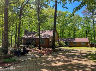 2432 Attala Rd, Kosciusko, MS 39090